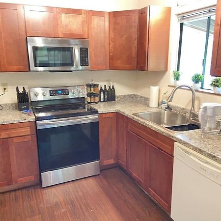 Peaceful, Private Master Bedroom With Own Bath Near Hilo, With Ac! Keaau Exteriör bild